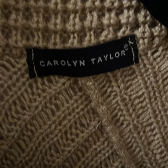 Camel Brown Fringed Poncho - Picture 4 of 4